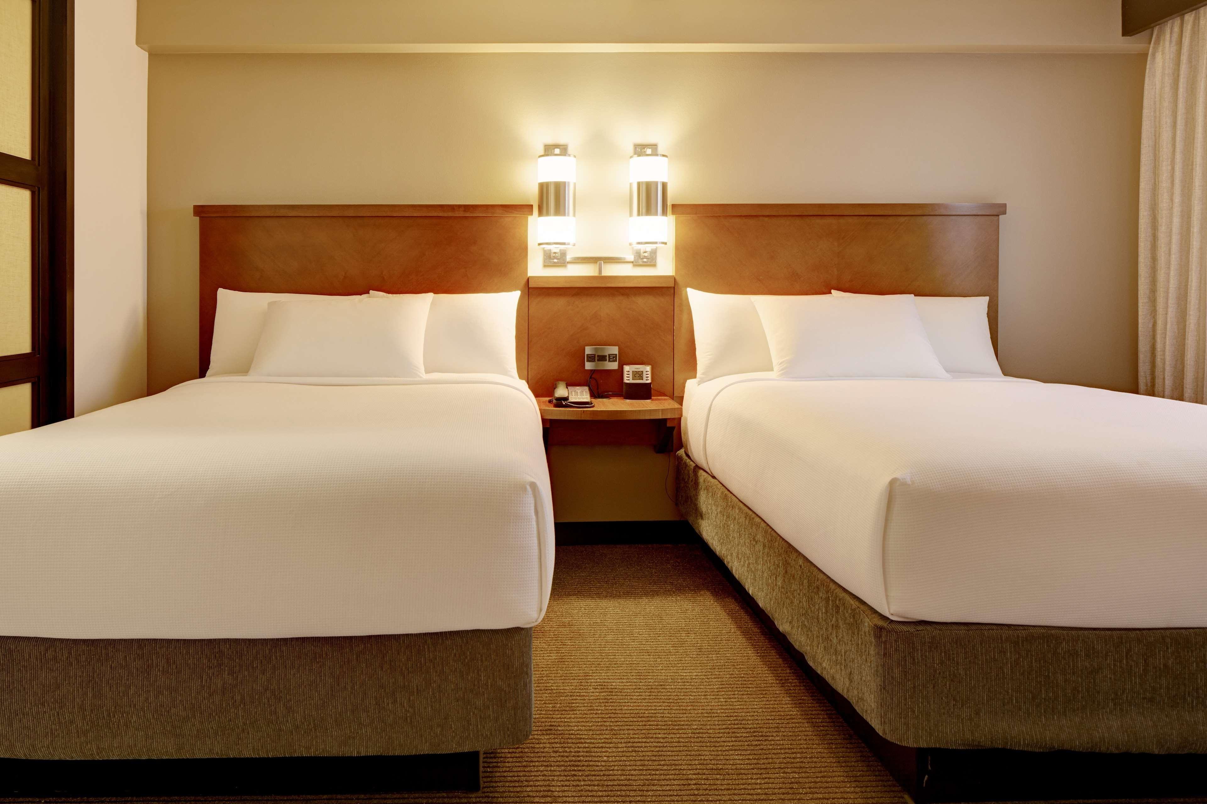 Hyatt Place Indianapolis Airport Exterior photo